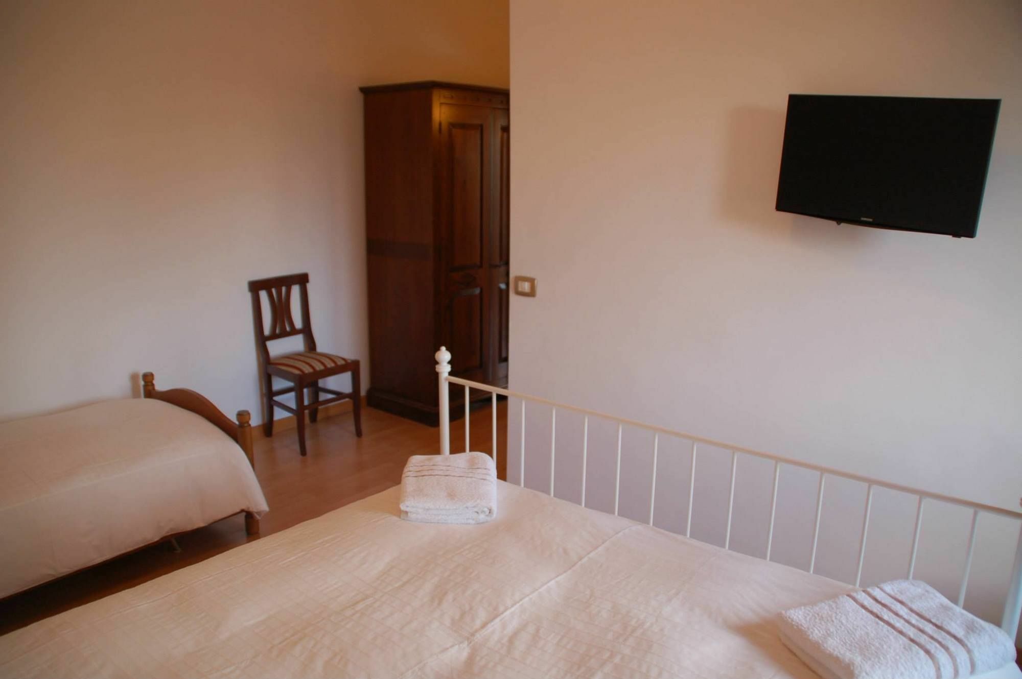 Bed And Breakfast La Corte Degli Ulivi Civitavecchia Kültér fotó